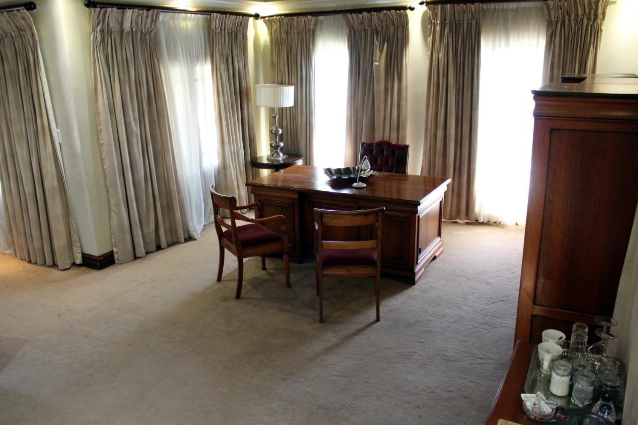 Prinshof Manor Guesthouse Pretoria-Noord Eksteriør billede